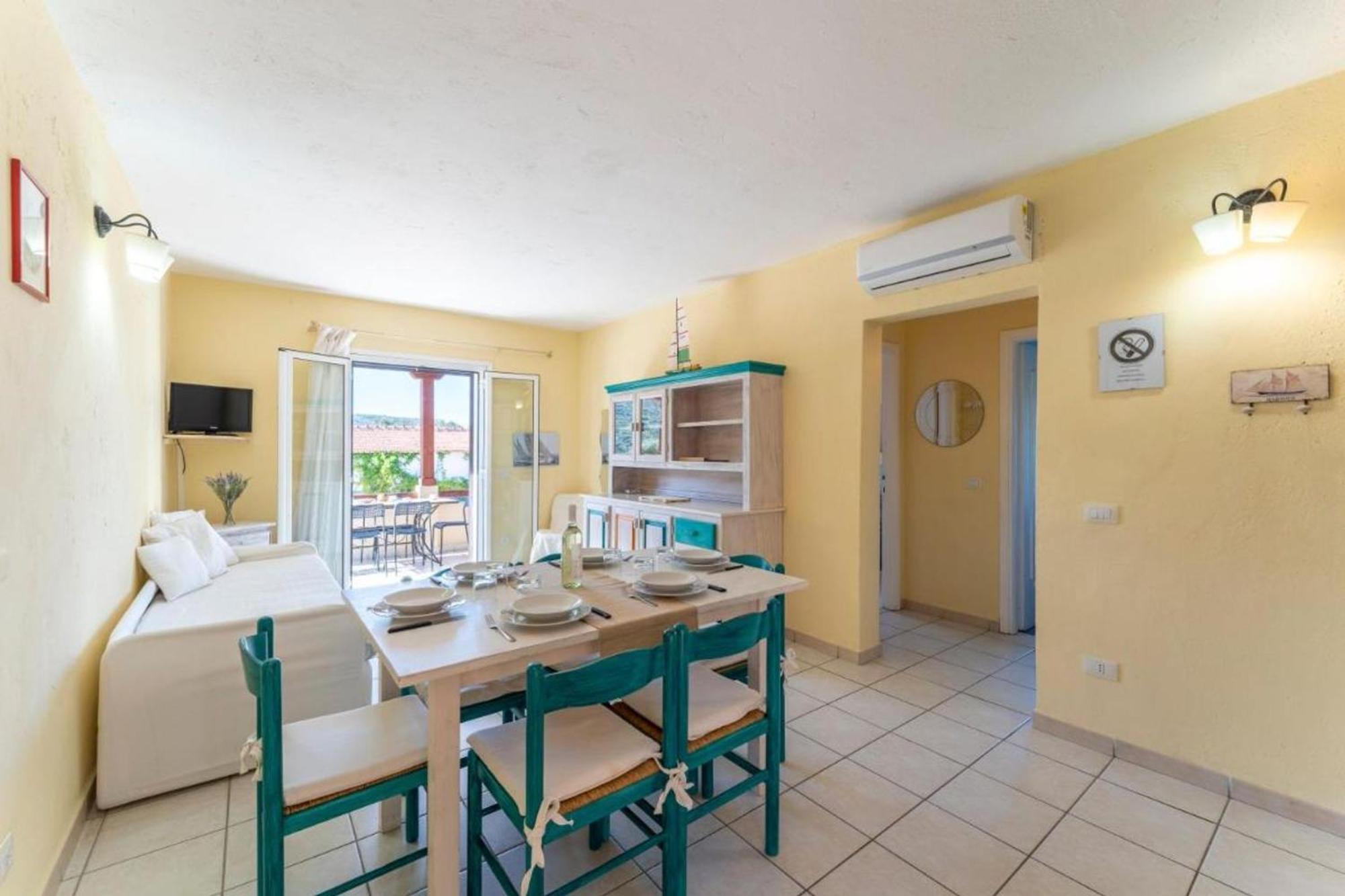 Fantastico Baia De Bahas Two Bedroom Sleeps Six No 1500 Apartment